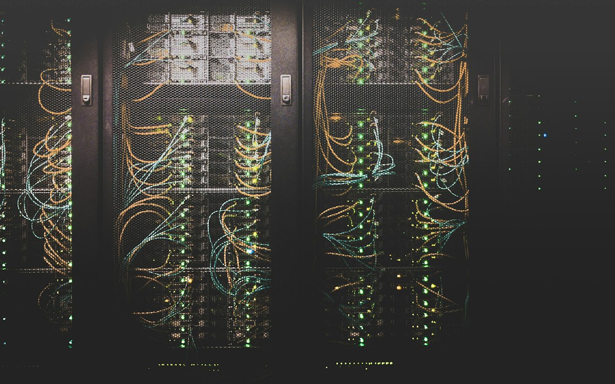 Network cabling in a comms rack